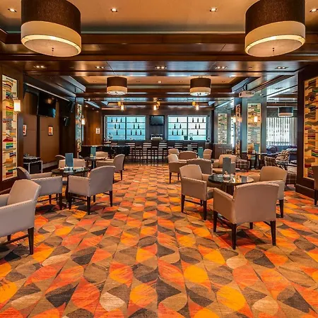 Divan Hotel 5*